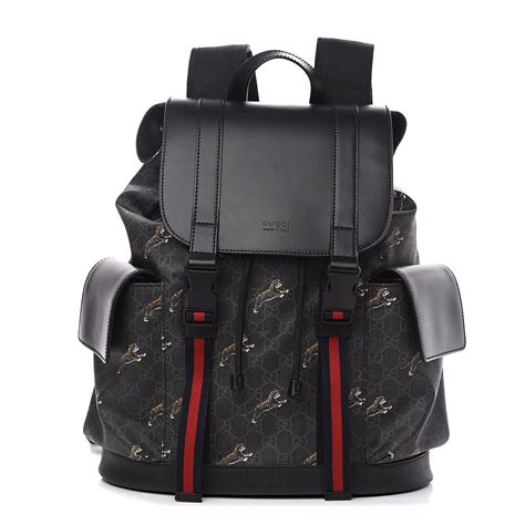 gucci supreme backpack tiger